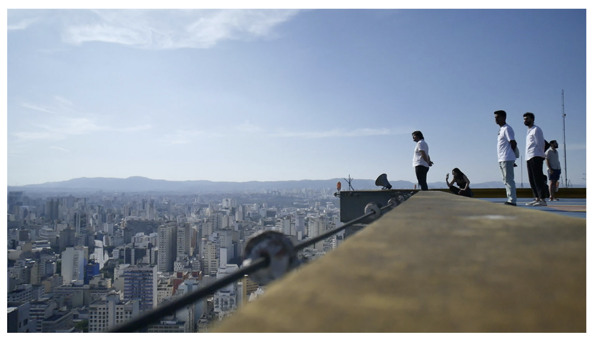 AUGÚRIO (QUESTIONS FOR THE CITY IF SÃO PAULO WERE A PERSON) 2022
